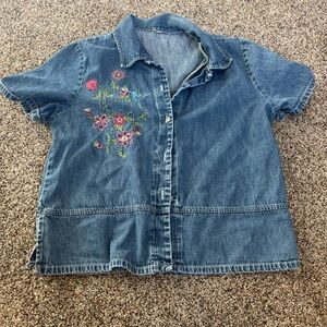 Vintage retro 80s 90s' Blue Denim Short-Sleeve Shirt with Floral Embroidery